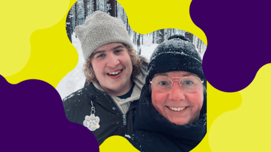 Poika ja äiti talvisissa tunnelmissa.